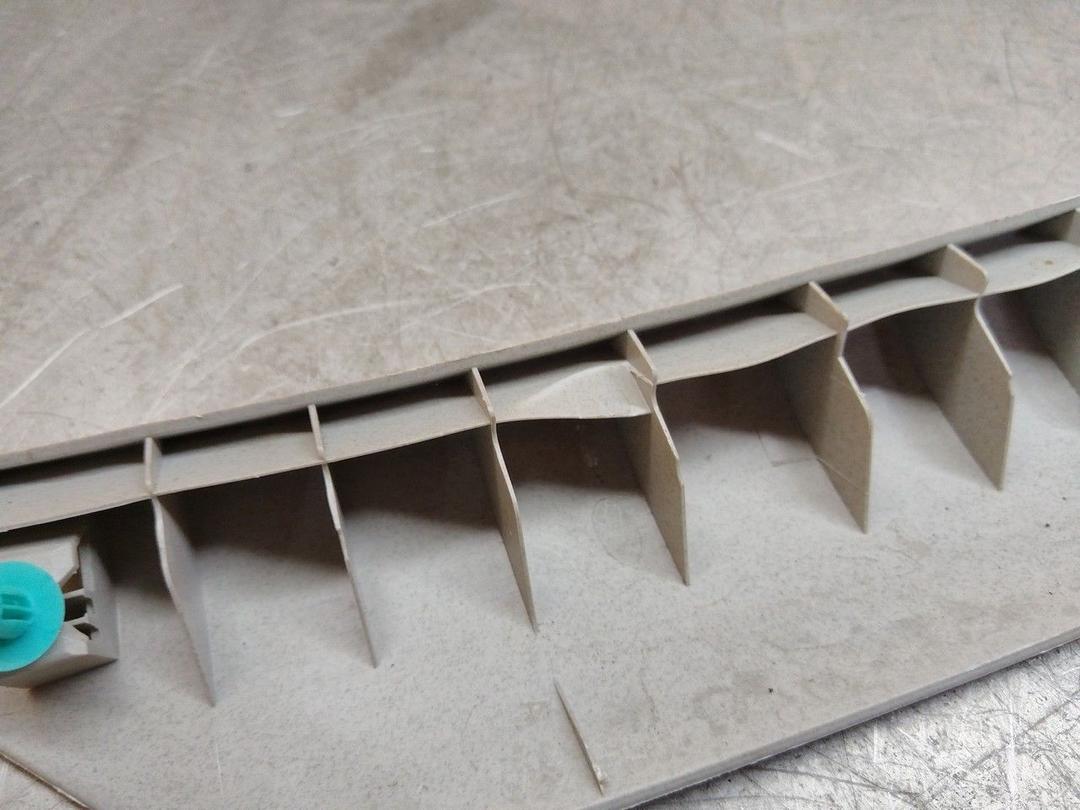 Обшивка стойки передней левой 1LIDDG Toyota Yaris купить с доставкой