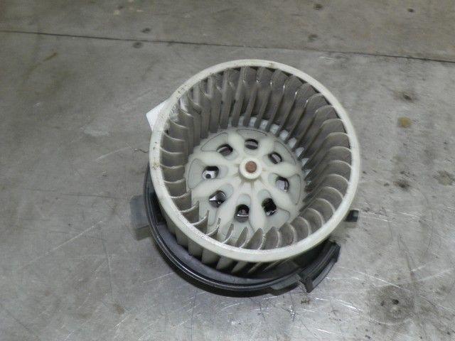 Моторчик печки RK7L5W Peugeot 307 купить