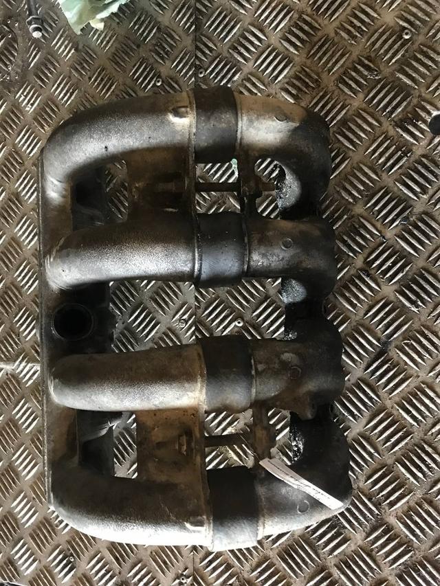 Коллектор впускной B01EKE Citroen Evasion