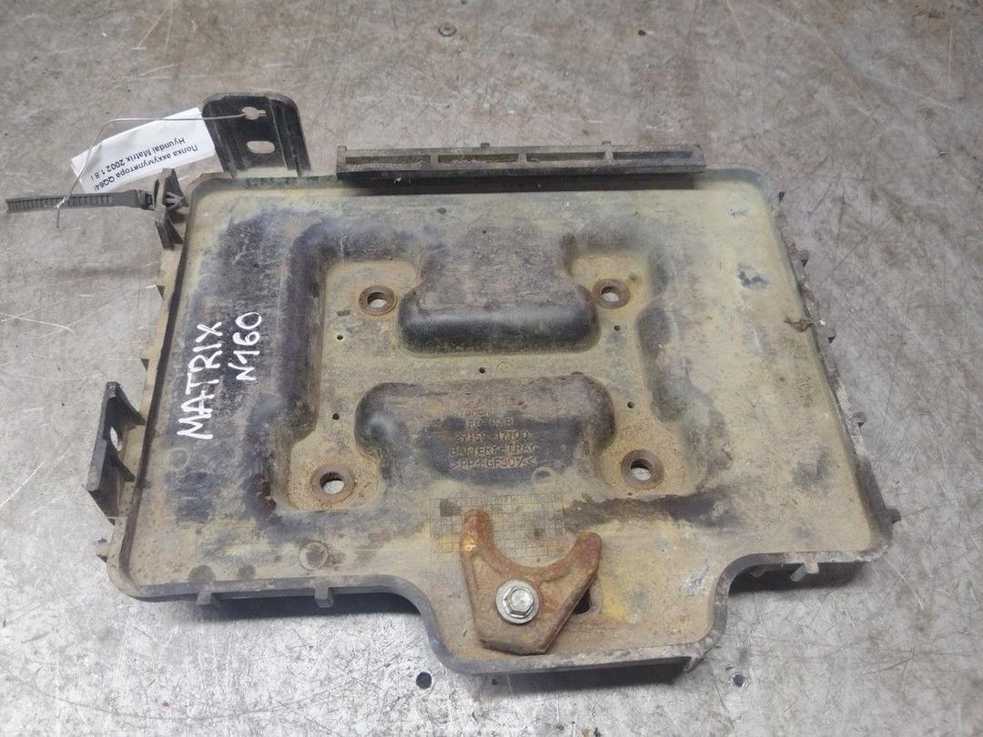 Полка аккумулятора QQ6451 Hyundai Matrix купить