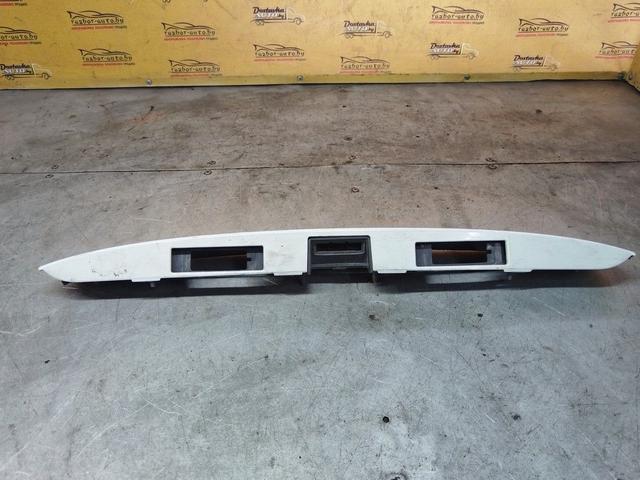 Накладка подсветки номера 99GLTO Nissan Note