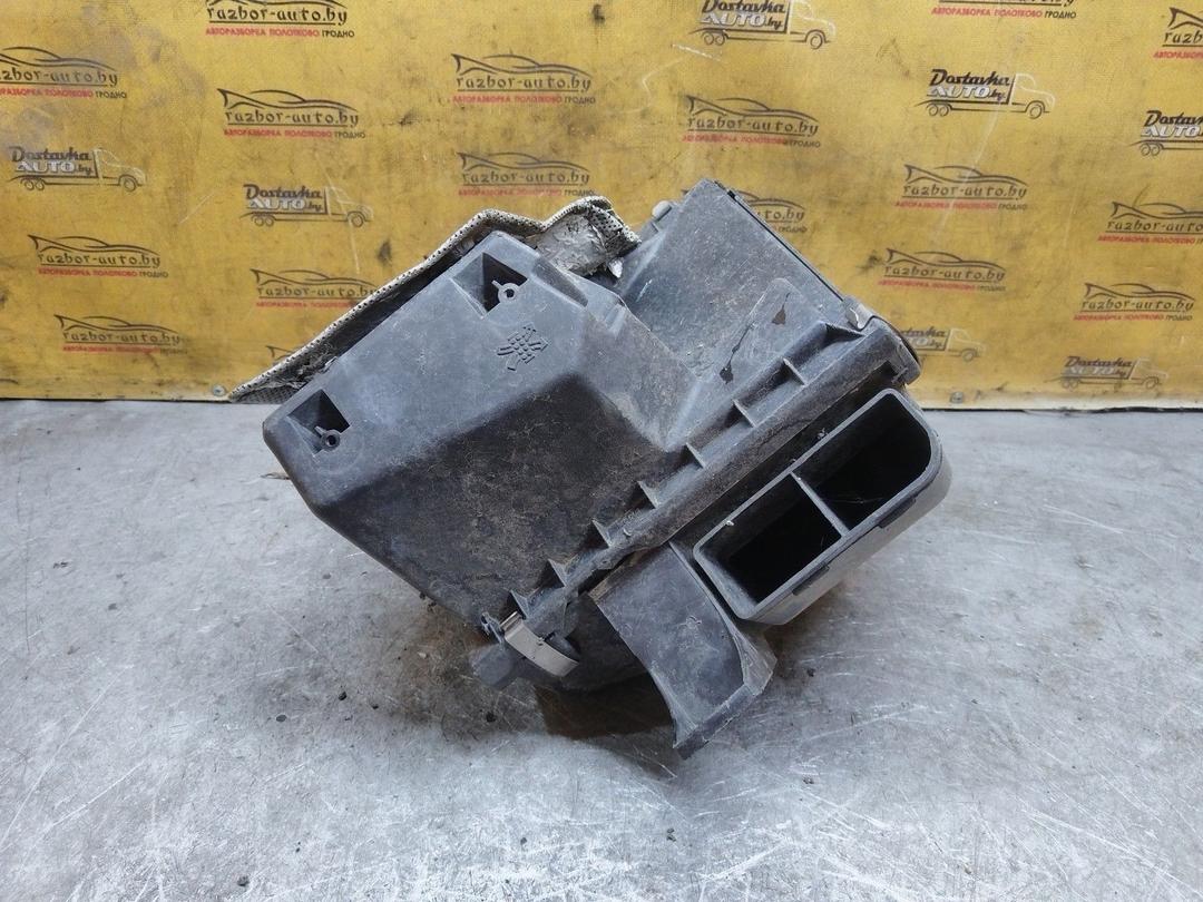 Корпус воздушного фильтра DV94ZT Audi A8 купить на авторазборке