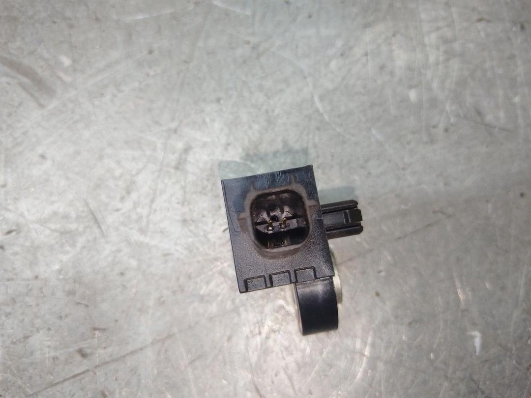 Датчик удара IDD5OG Kia Sorento - Фото 2