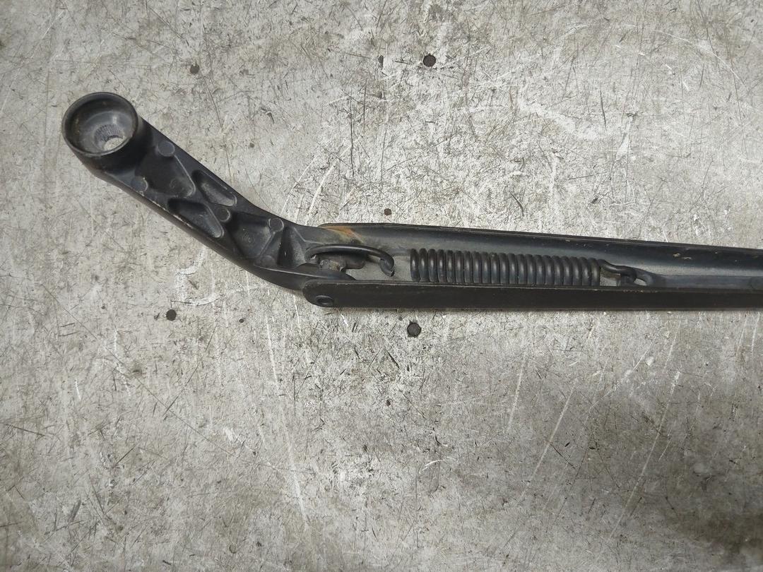 Щеткодержатель (поводок стеклоочистителя, дворник) O9P07C Toyota Corolla - Фото 4