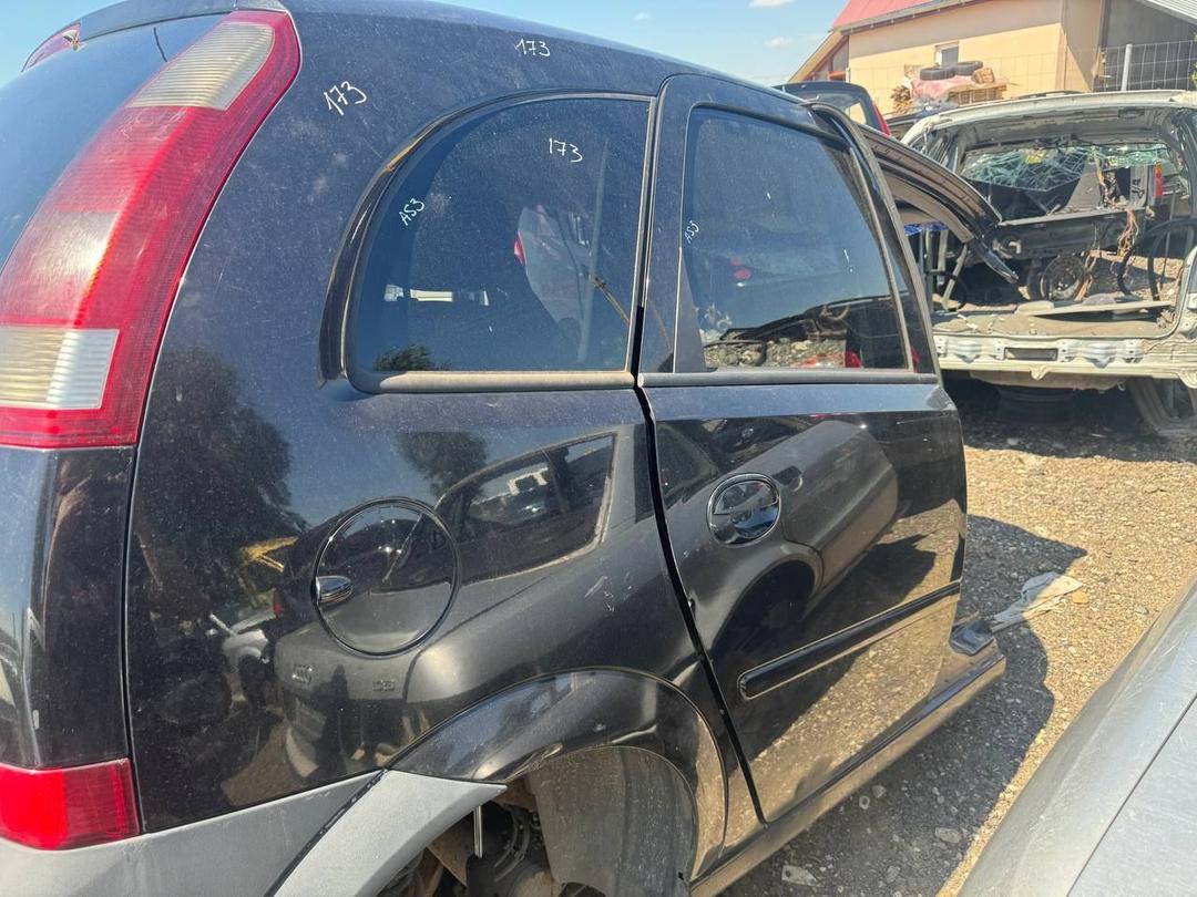 Комплект задних стекол DTX3KN Opel Meriva купить