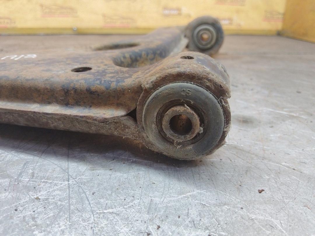 Рычаг передний правый A0J18X Opel Vectra купить