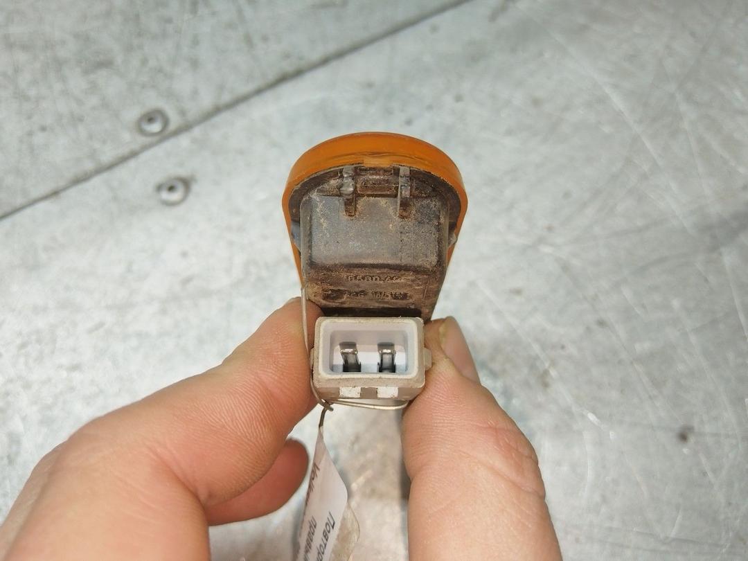 Повторитель передний правый DWSJ4G Volkswagen Sharan купить с доставкой