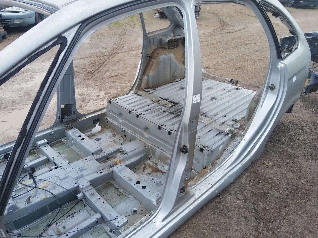 Стойка кузовная центральная левая 7MDN96 Citroen Xsara Picasso купить в магазине запчастей бу