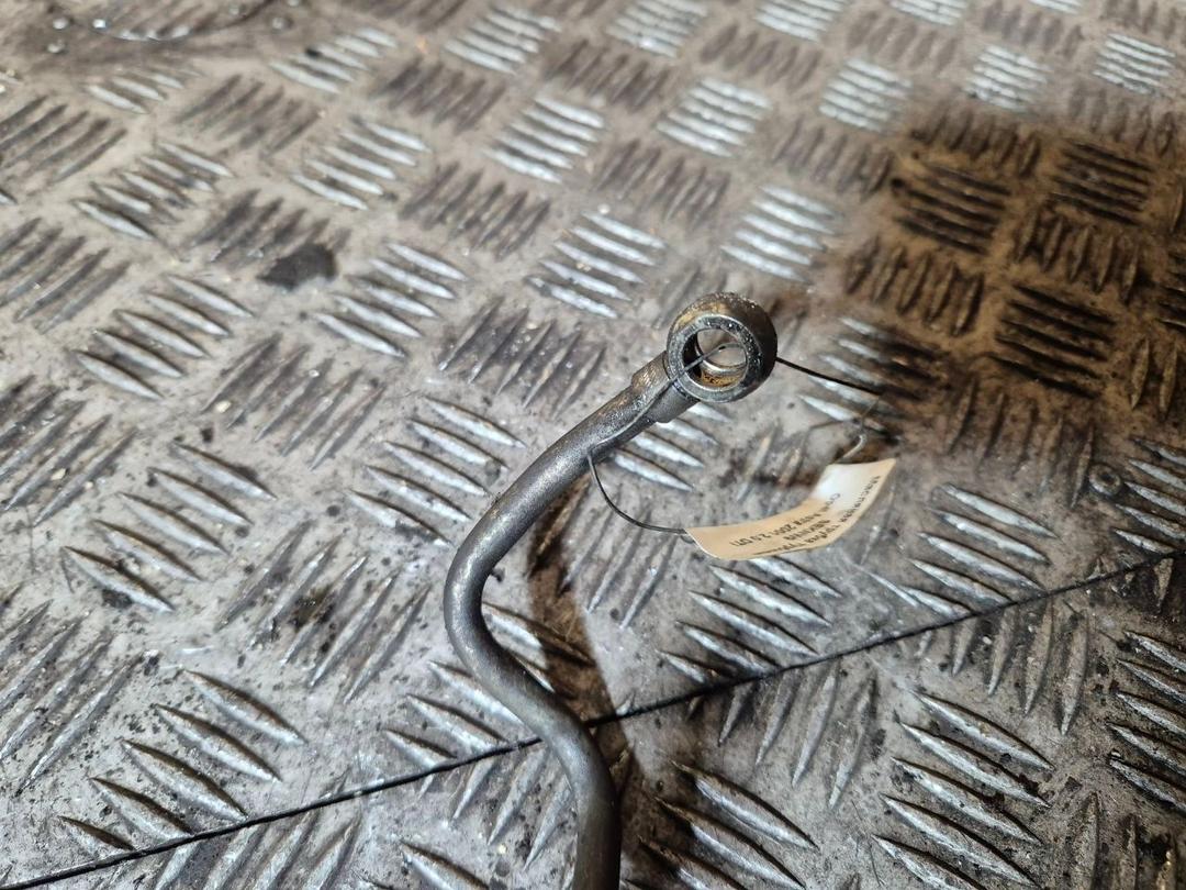 Масляная трубка турбины SEKNW9 Opel Astra купить с доставкой