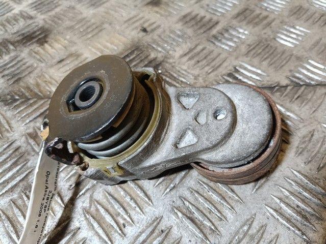 Натяжитель ремня генератора 2JBYSP Opel Astra - Фото 3