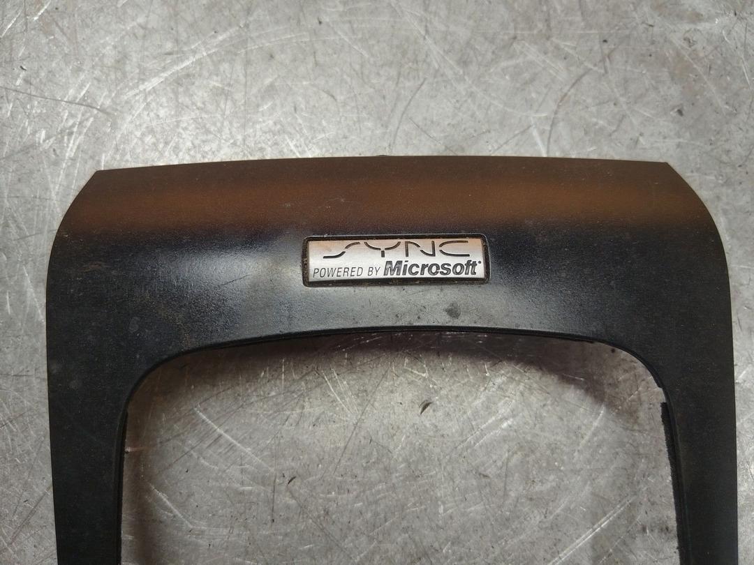 Рамка (накладка) рычага КПП 64J6S1 Ford Fusion - Фото 2