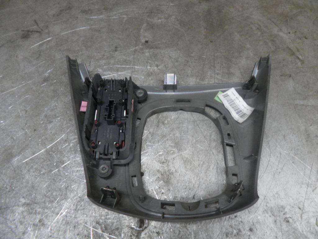 Кнопка аварийной сигнализации 5FJKZ1 Renault Scenic - Фото 2