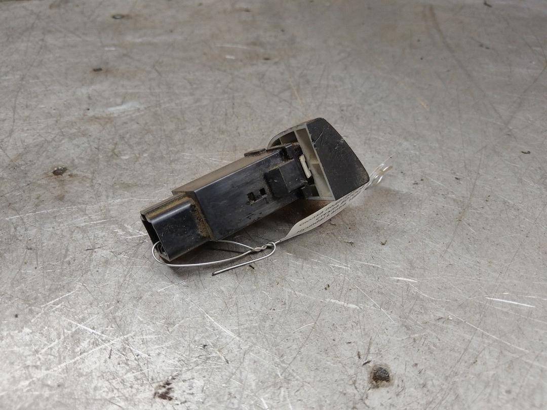 Кнопка подогрева заднего стекла 5D7OOB Hyundai Lantra - Фото 2