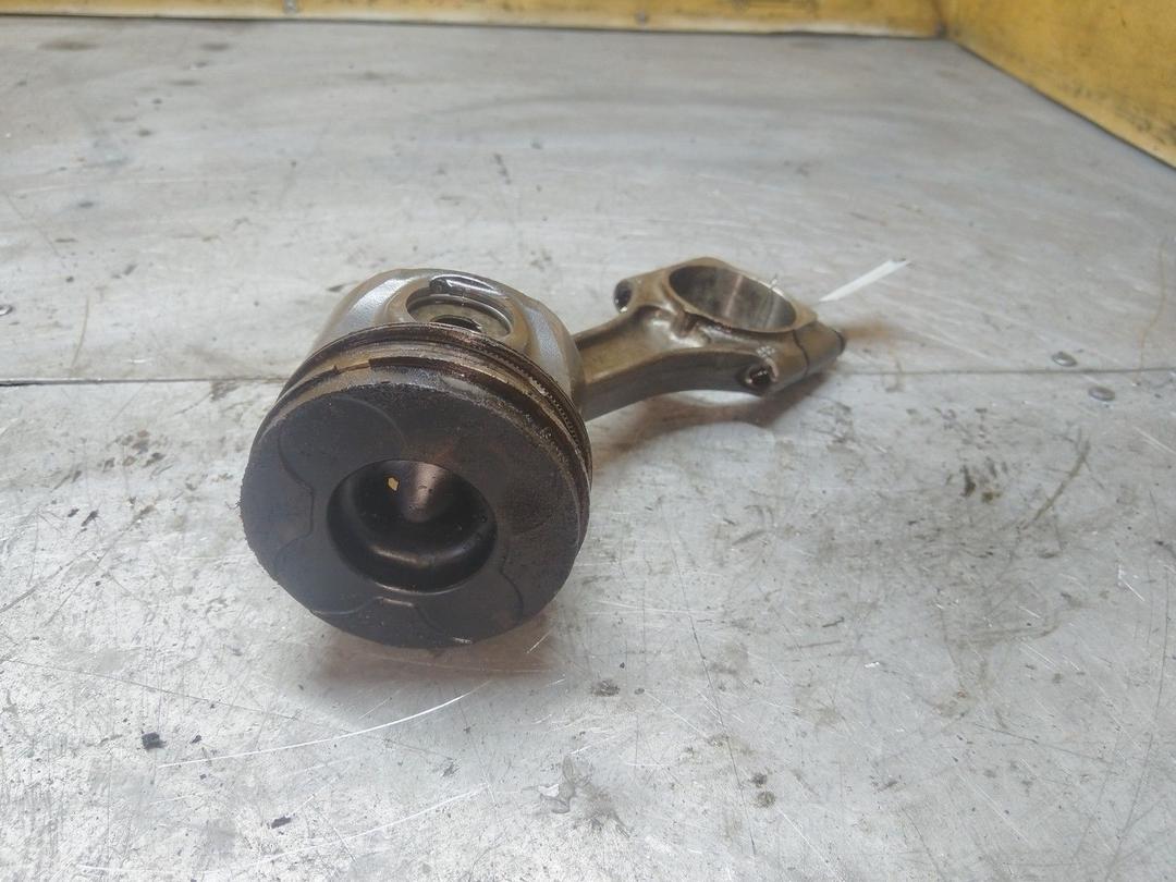 Поршень ENVZGF Opel Zafira купить