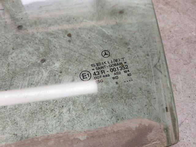 Стекло двери передней левой O6FUGF Mercedes C W202 купить с доставкой