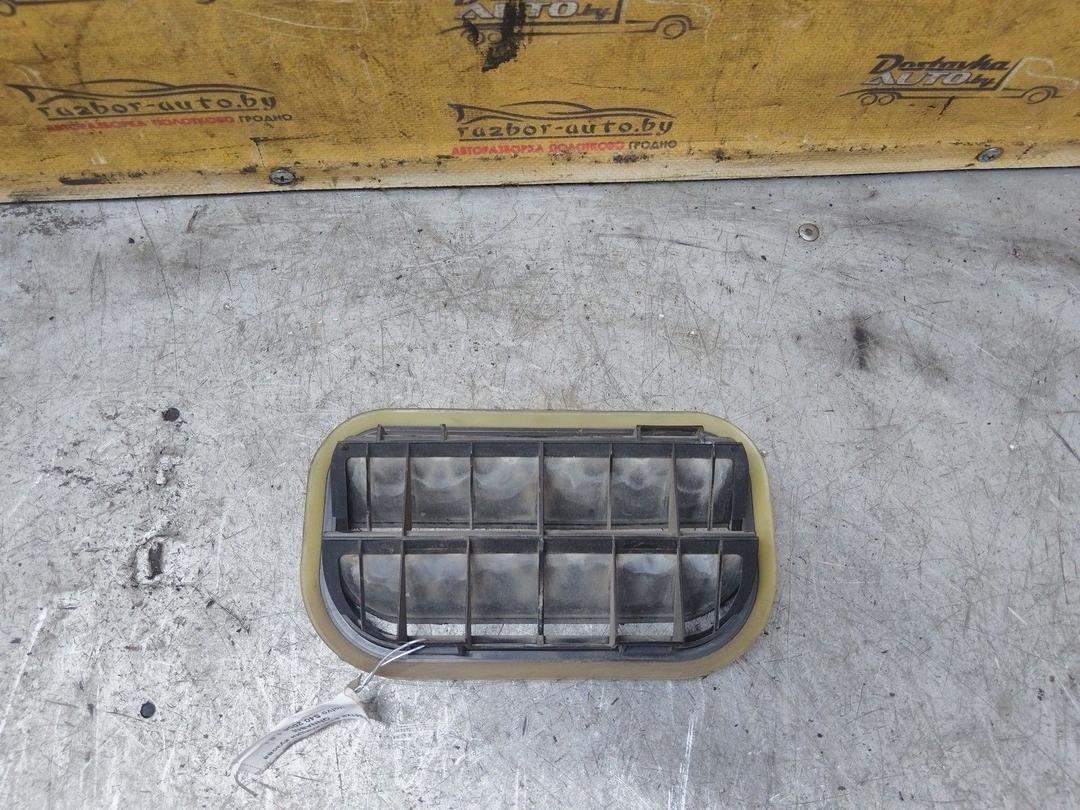 Решетка вентиляции кузова QNNABM Volvo S40 - Фото 2