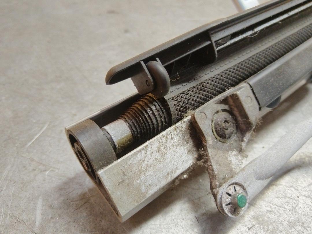 Шторка багажника 6GS0P3 Peugeot 607 купить на авторазборке