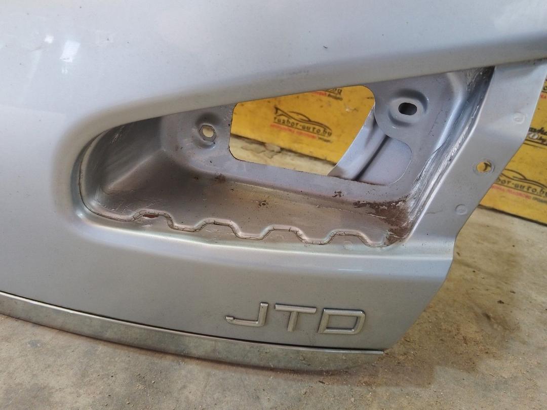 Крышка багажника (дверь 3-5) VKBH90 Alfa Romeo 147 купить на авторазборке