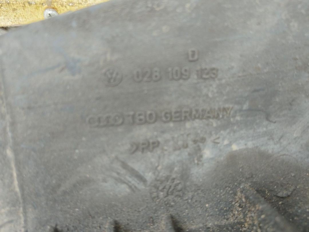 Защита (кожух) ремня ГРМ SMQHSJ Volkswagen Sharan купить на авторазборке