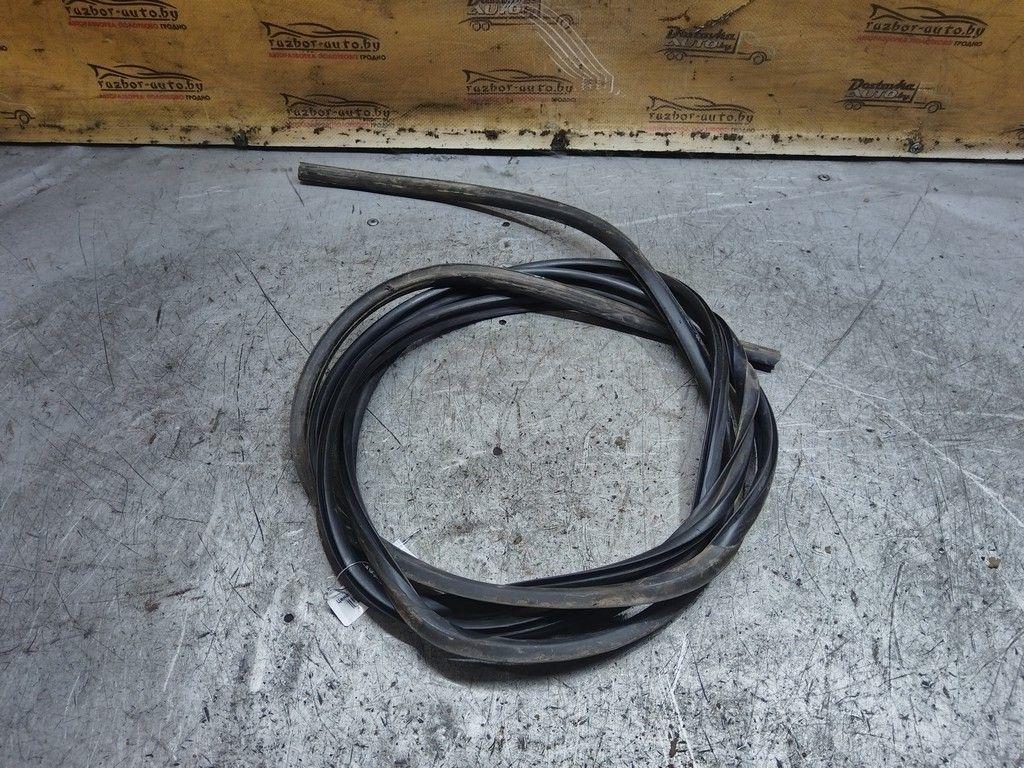 Уплотнитель стекла лобового ZD9SDV Audi 80 - Фото 3