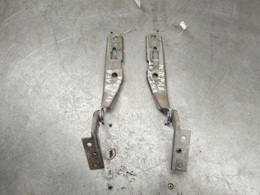 Петля капота QSR72M Audi A4 - Фото 1