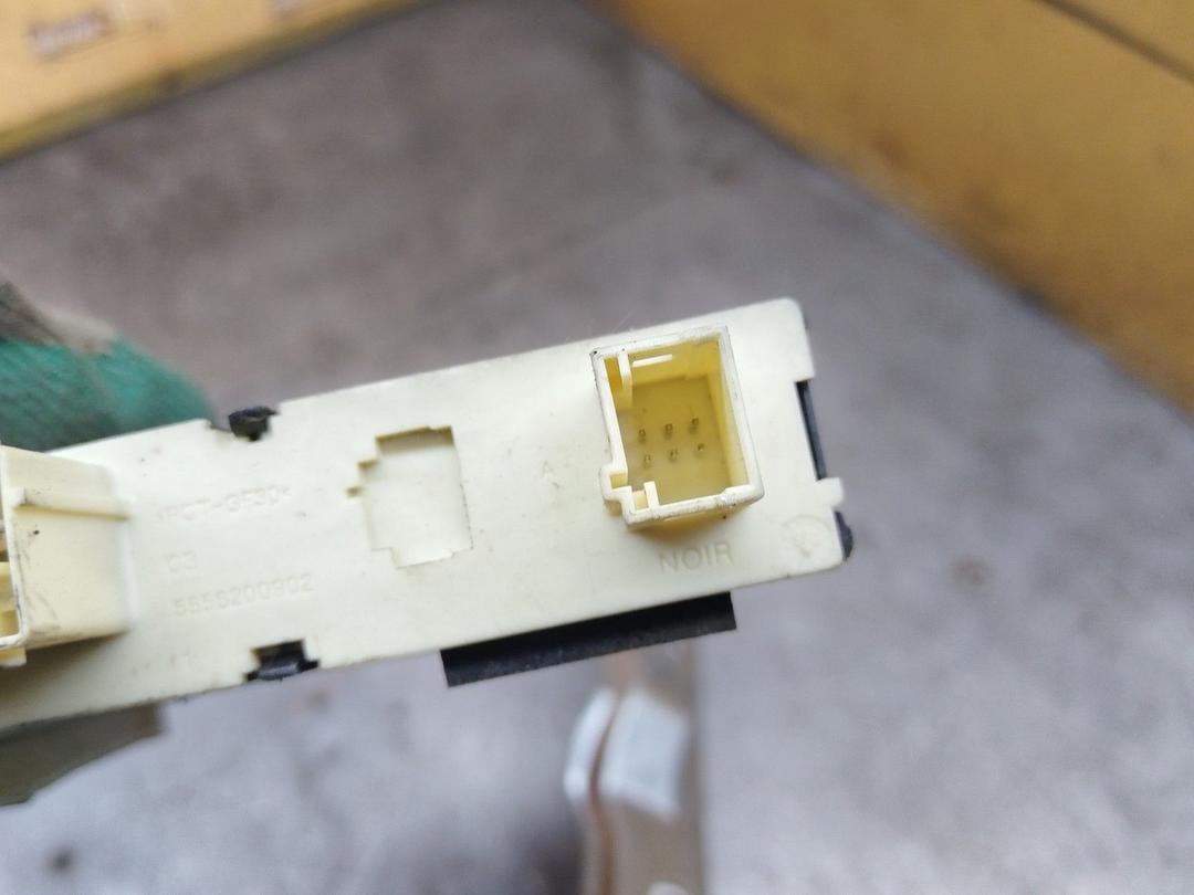 Стеклоподъемник электрический передний правый 1S1QT6 Citroen C4 купить с доставкой