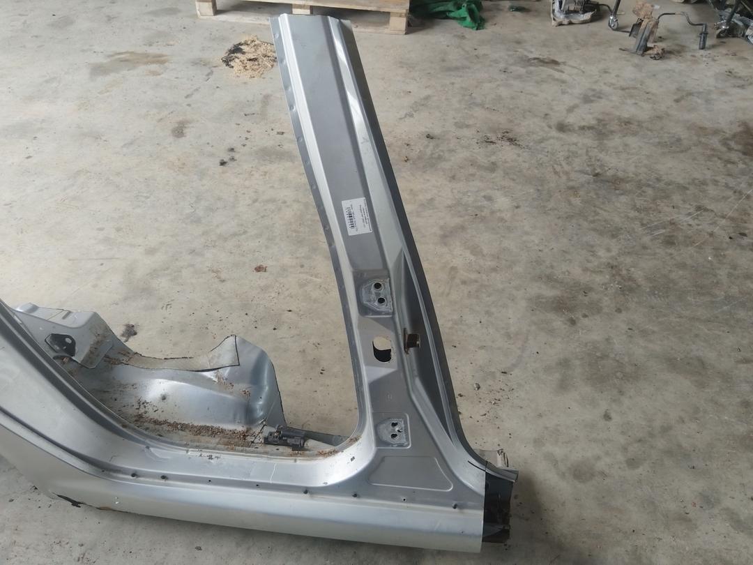 Стойка кузовная центральная правая C9RLKF Peugeot 307