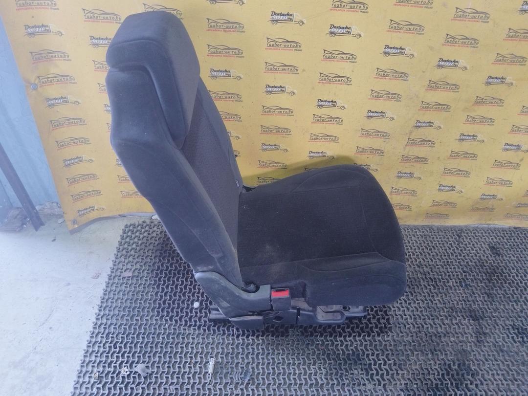 Сиденье заднее BJY5WD Citroen C4 Picasso купить с доставкой