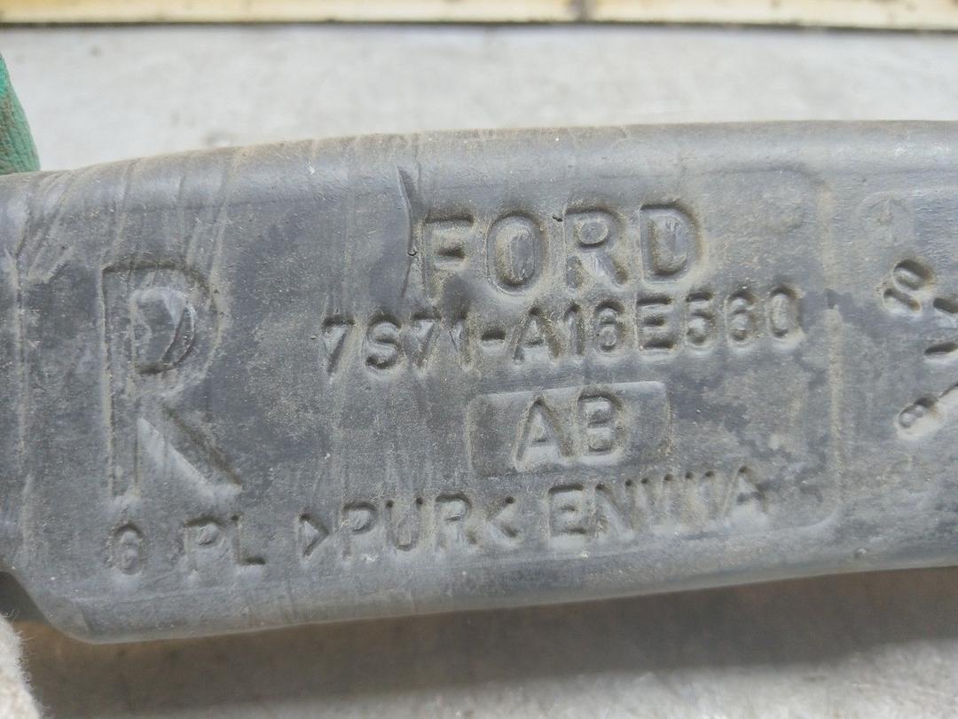 Пыльник крыла переднего правого 2GBGX2 Ford Mondeo купить в магазине запчастей бу