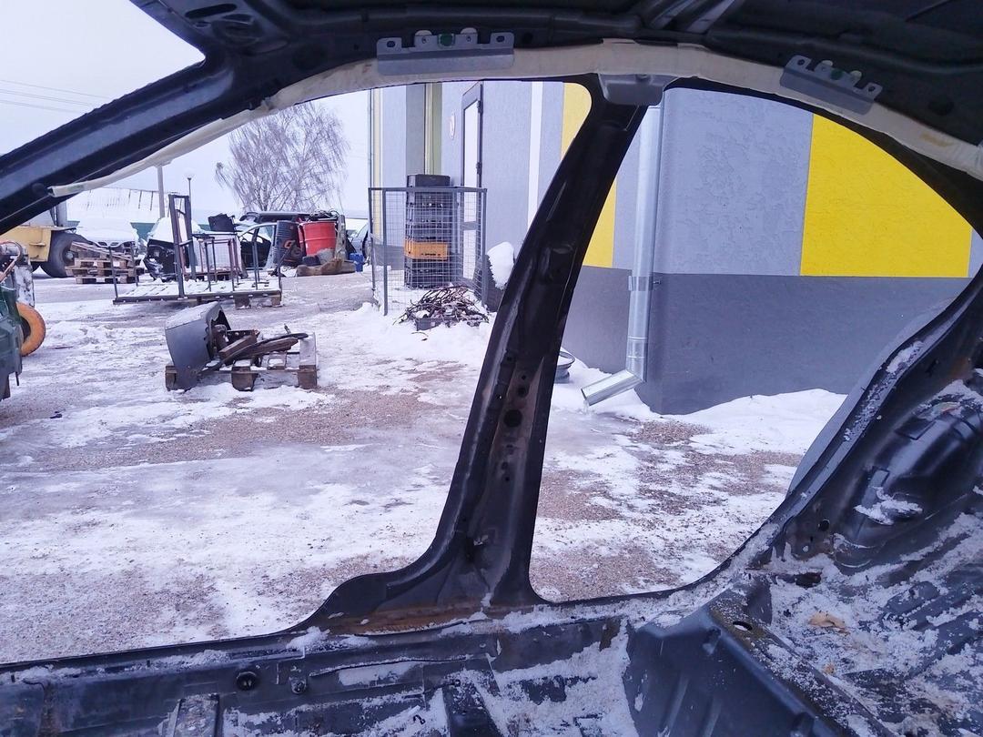 Стойка кузовная центральная правая 527Y8T Volvo S60 купить с доставкой