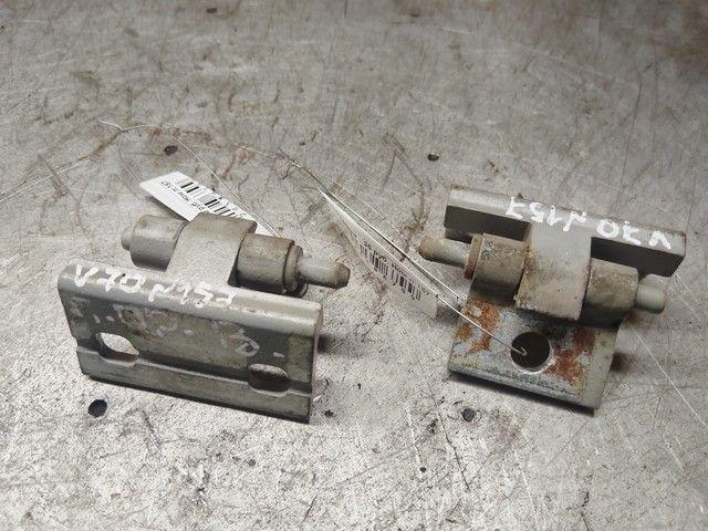 Петля двери передней правой NNS17O Volvo V70 - Фото 4