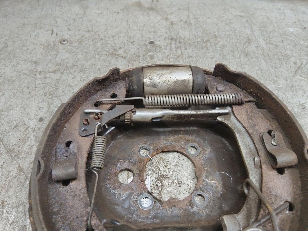 Механизм развода задних тормозных колодок левый 9S6587 Citroen C3 - Фото 4