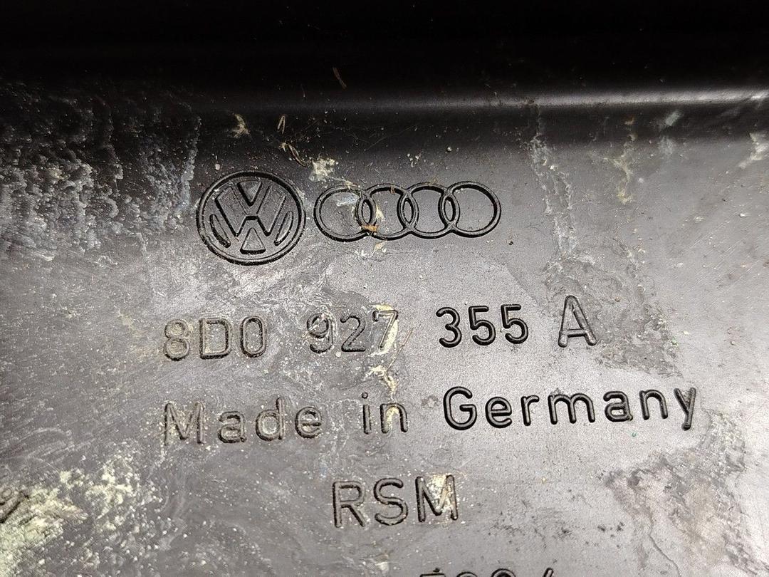 Короб предохранителей J13K5M Volkswagen Passat - Фото 6