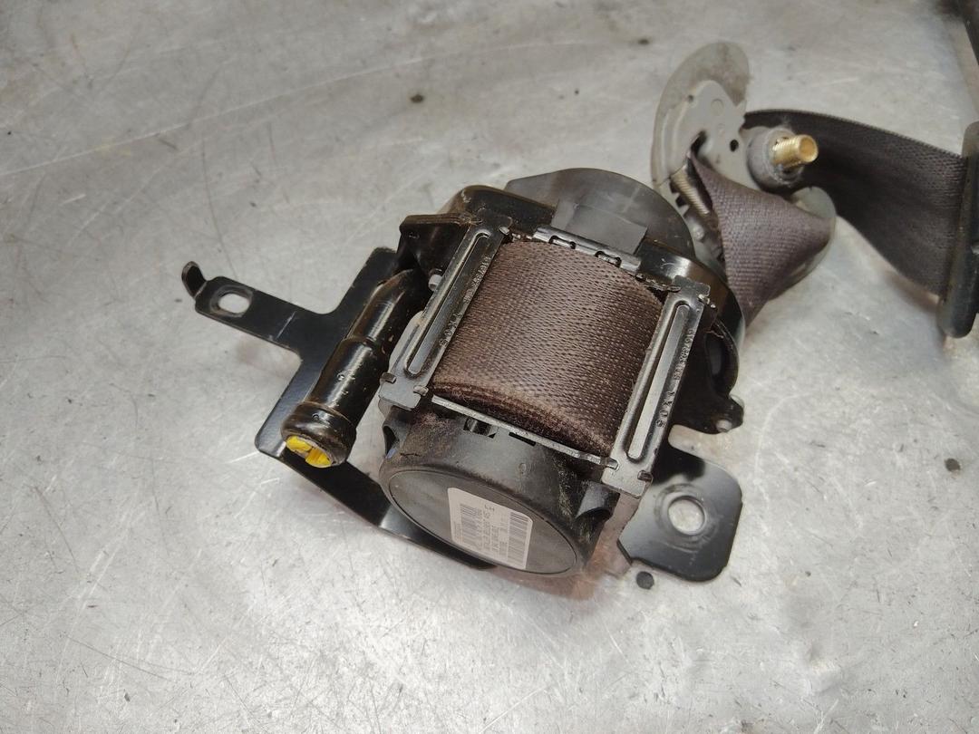 Ремень безопасности передний левый R710IH Kia Sorento купить на авторазборке