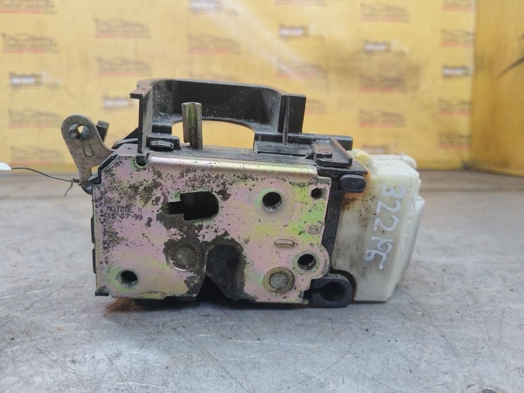 Замок двери передней правой QDWGZU Fiat Palio - Фото 1