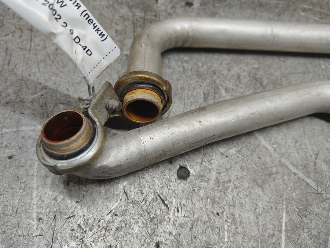 Патрубок отопителя (печки) UBI2BS Toyota Corolla купить