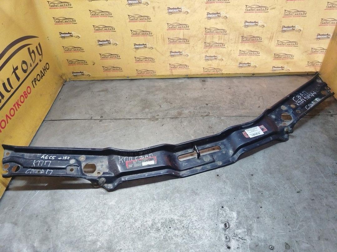  Накладка панели крепления облицовки (телевизора) DVV0LE Audi A6