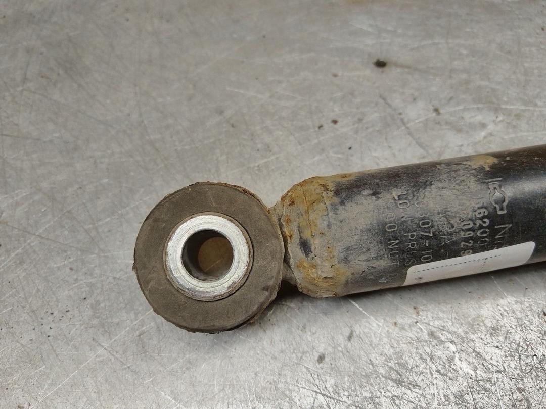 Амортизатор задний правый 5MK5MB Nissan Note - Фото 4