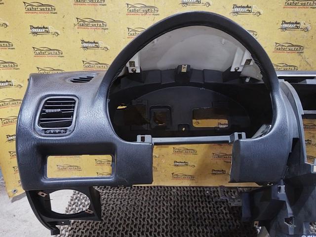 Панель передняя салона (торпедо) XF0MNO Mitsubishi Carisma купить с доставкой. Огромный выбор салонов. У нас есть практически все.