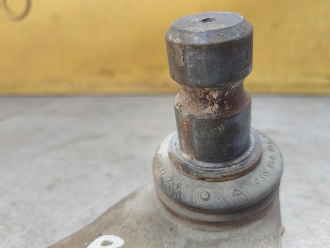 Рычаг передний правый W6O3YP Ford Fusion купить в магазине запчастей бу