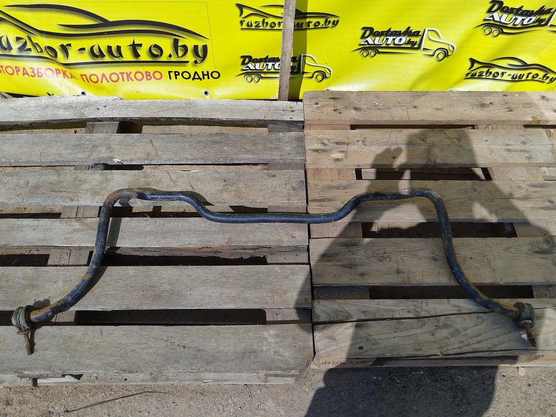 Стабилизатор подвески (поперечной устойчивости) передний QO425V Volkswagen Passat купить в магазине запчастей бу