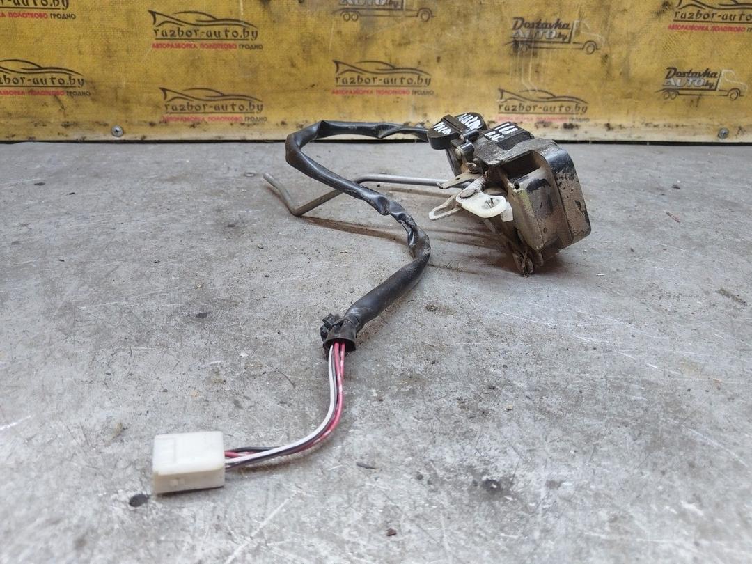 Замок двери передней левой Q4JECN Mazda Premacy - Фото 5