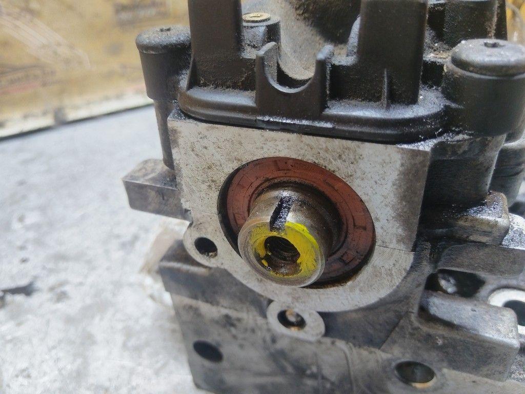 Головка блока цилиндров OZNG73 Peugeot 406 - Фото 4