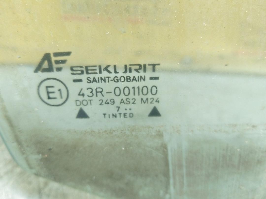 Стекло двери передней правой RNKPAU Volkswagen Sharan купить