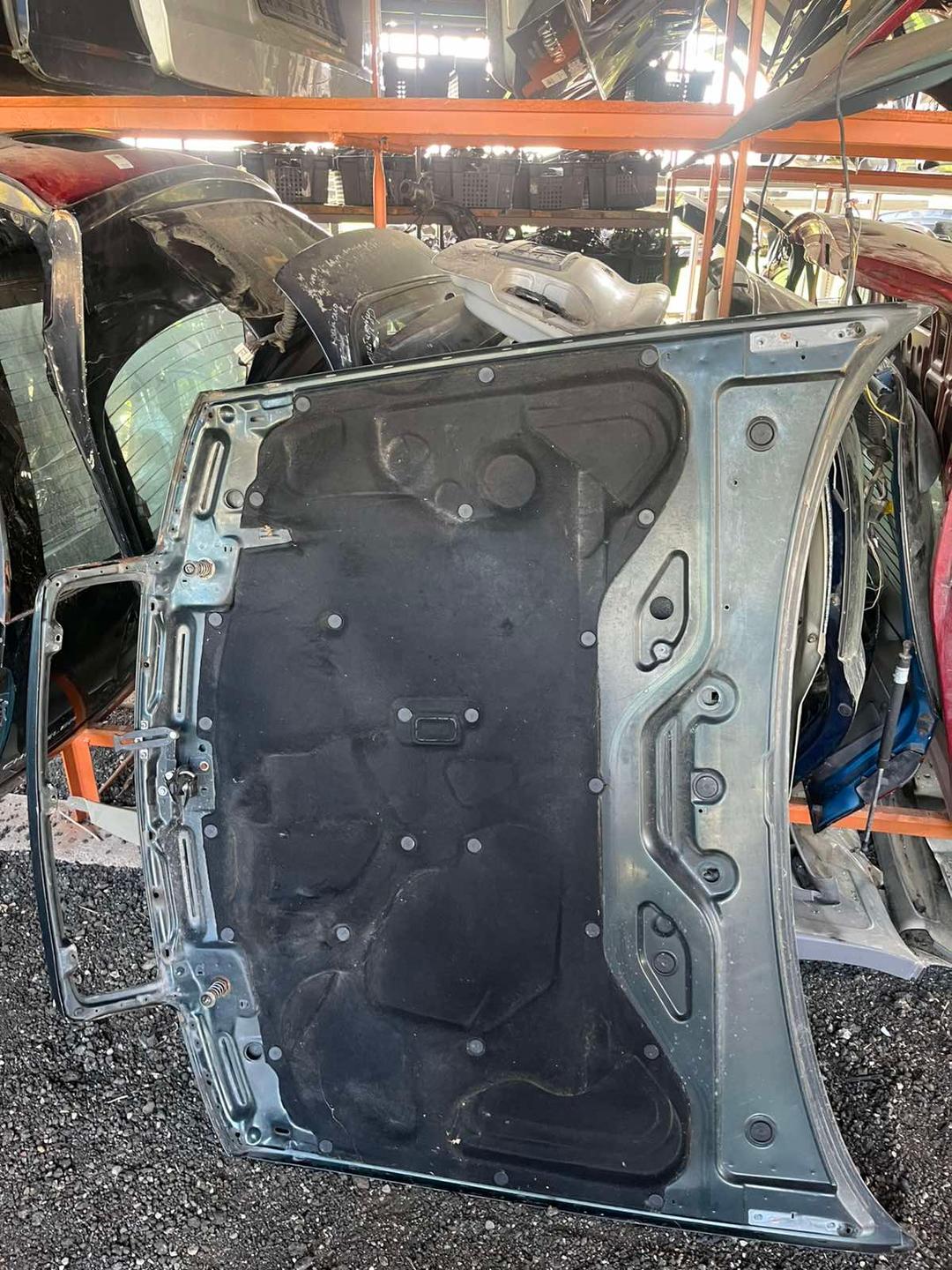 Капот 9RN95B Audi 100