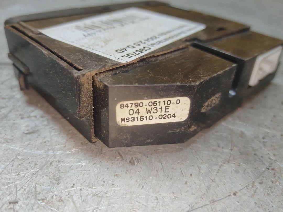 Кнопка (выключатель) C957UL Toyota Avensis купить с доставкой