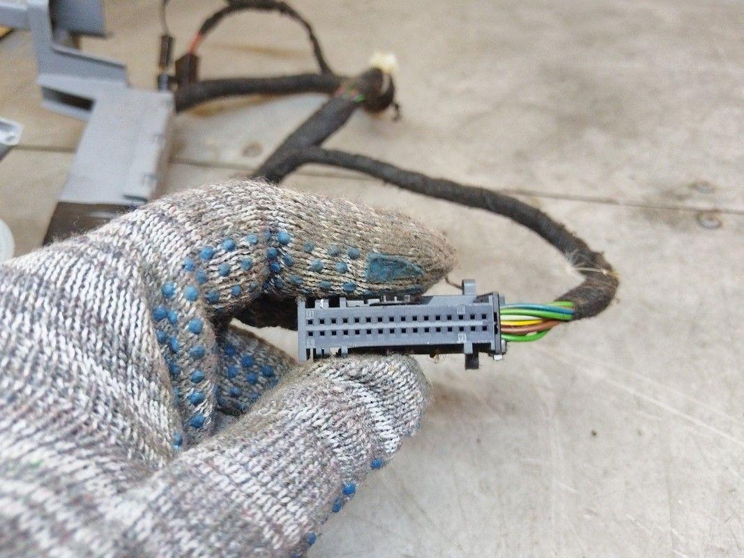 Проводка салона V642X0 Opel Astra undefined