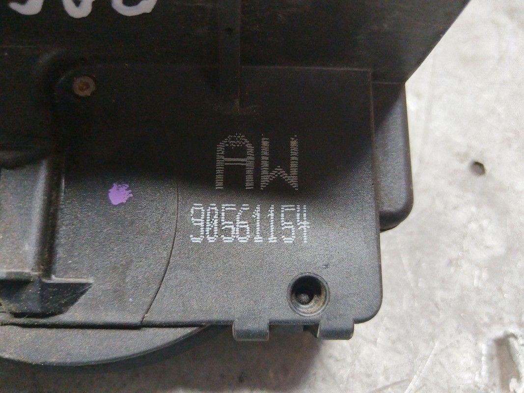 Замок двери передней правой A67LM3 Opel Astra купить в магазине запчастей бу