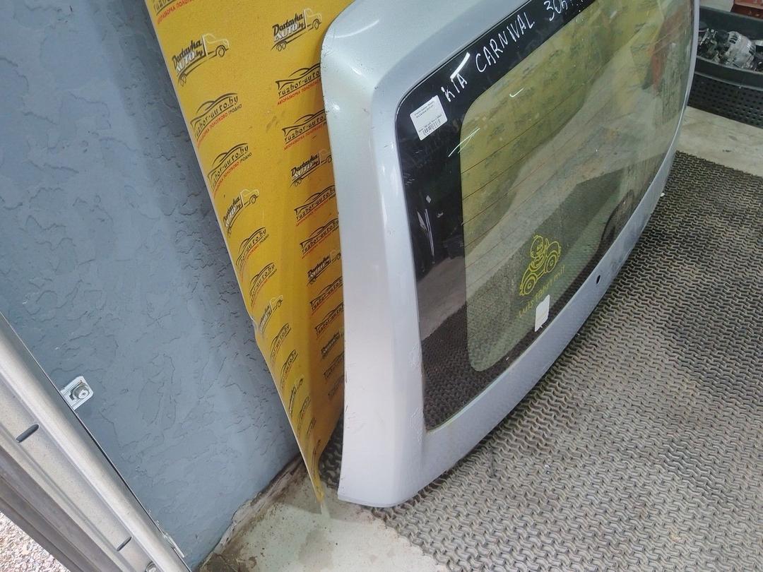 Стекло заднее 9R296Q Kia Carnival - Фото 3