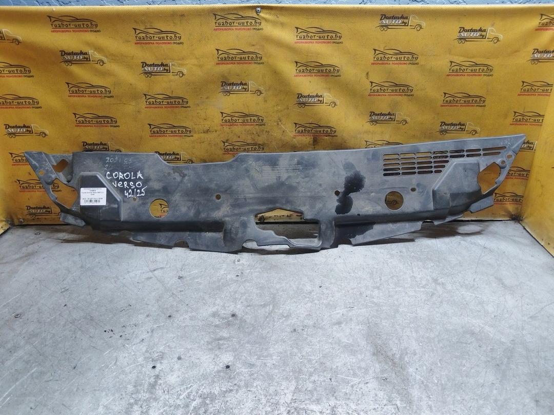 Накладка замка капота XXSBO5 Toyota Corolla Verso